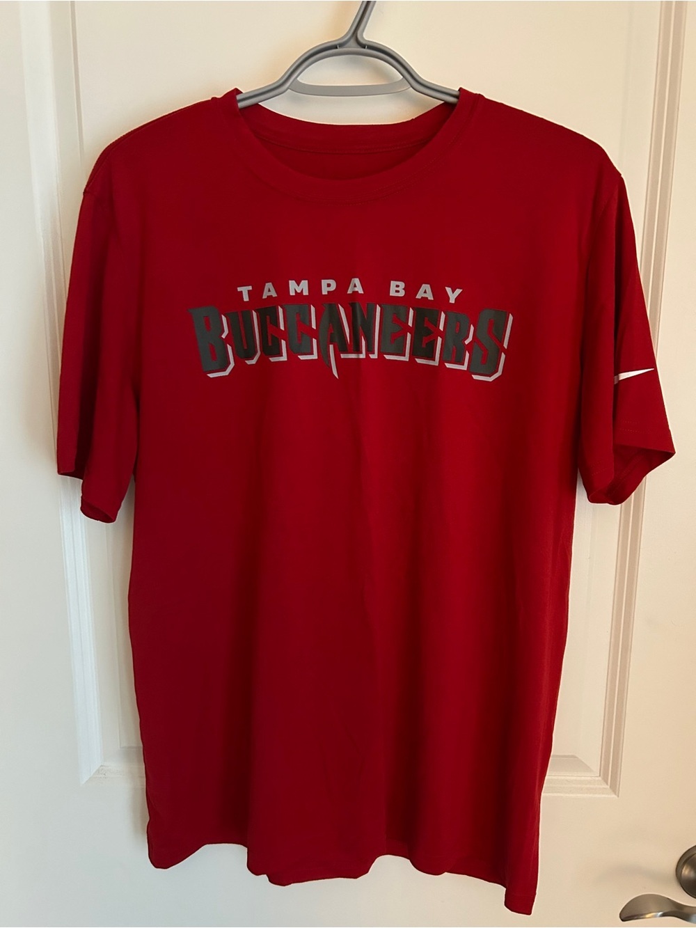 Nike Red Tampa Bay Buccaneers Graphic Tee
